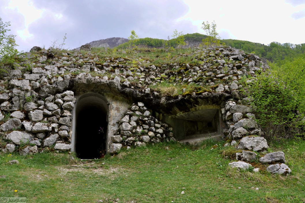 Bunkier w Alpach Julijskich