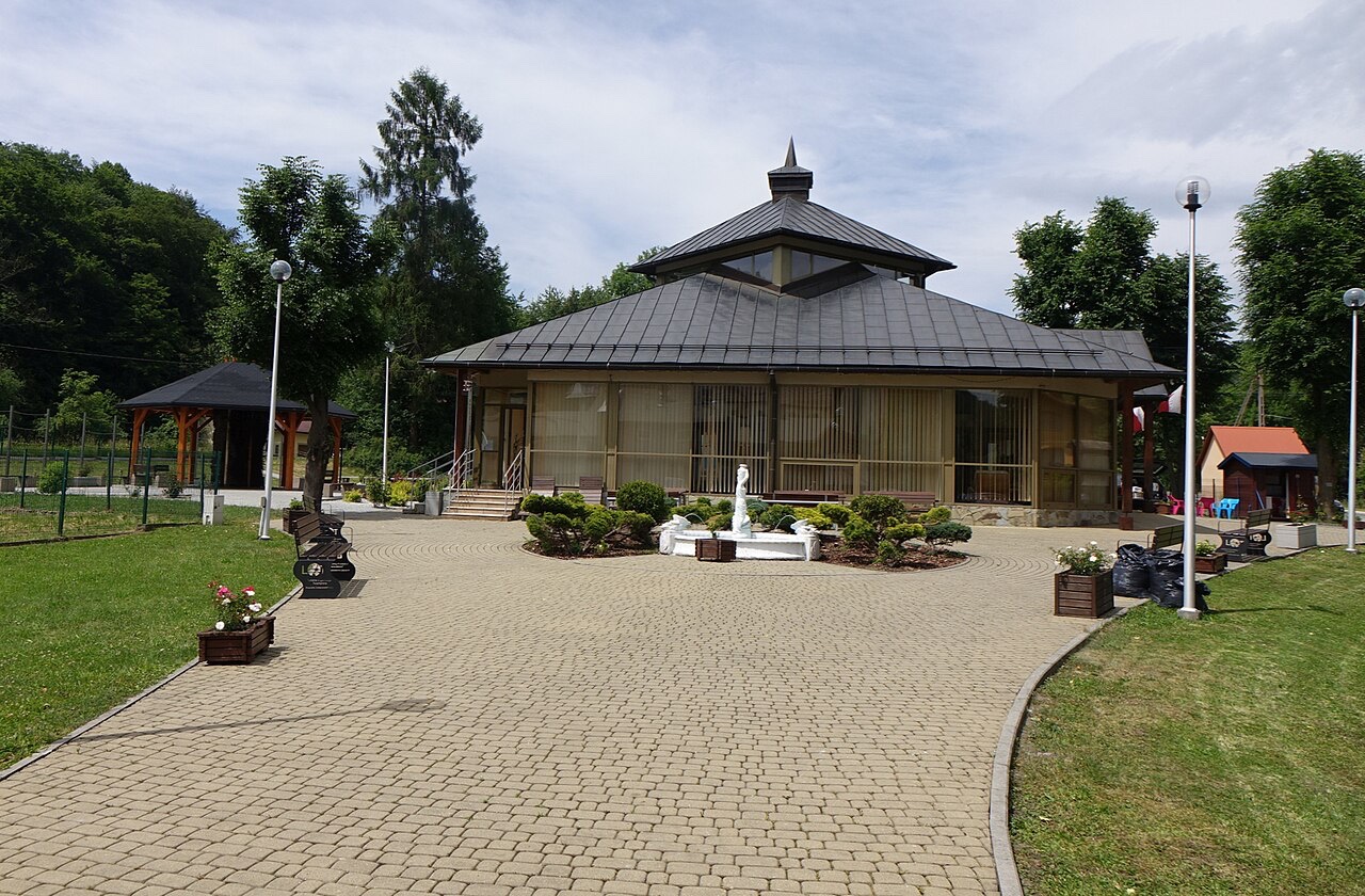 Pijalnia Wód Mineralnych Szczawa