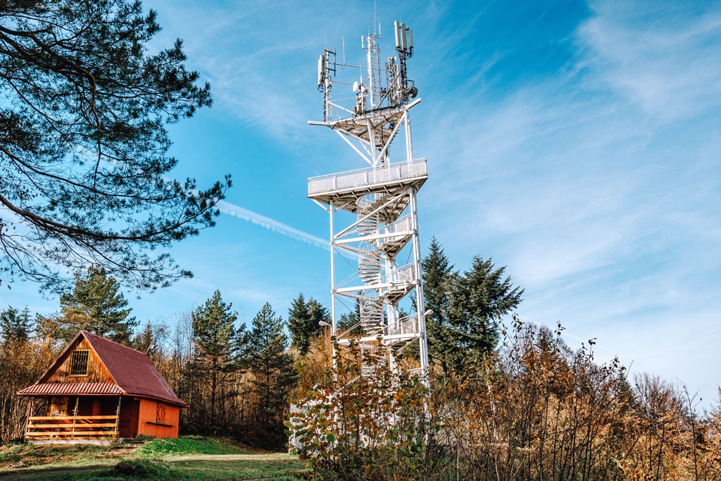 Wieża widokowa na górze Chełm
